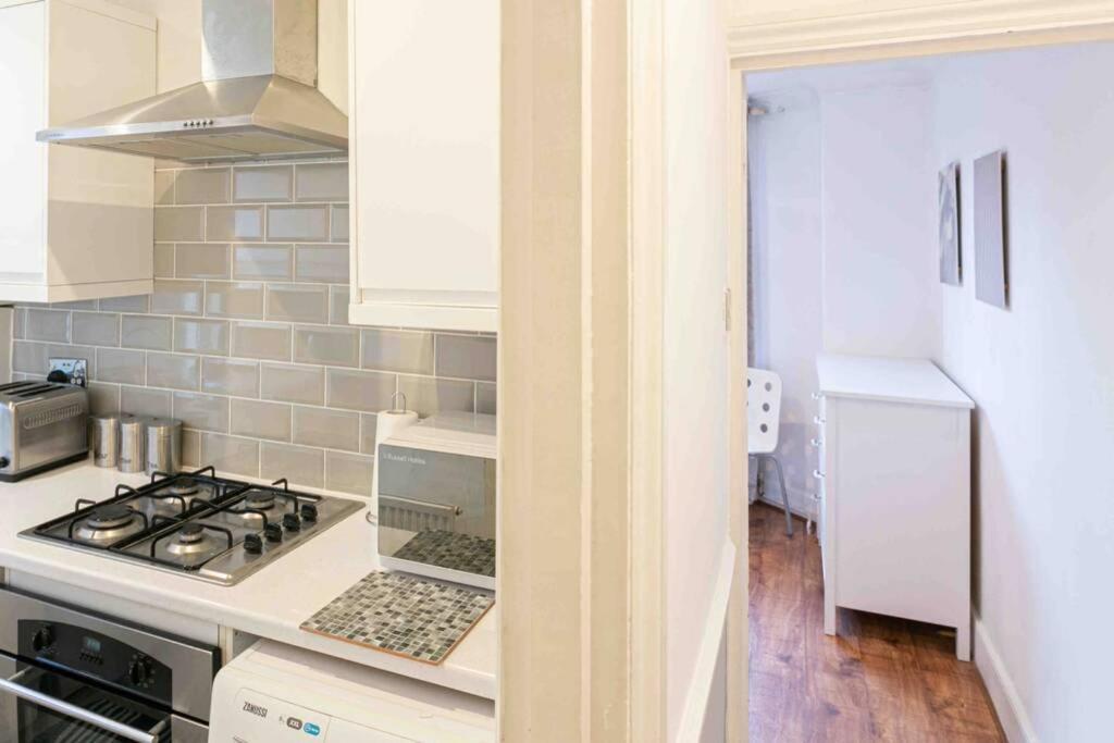 Large 3 Bedroom Modern Apartment Close To Central London Finchley Zewnętrze zdjęcie